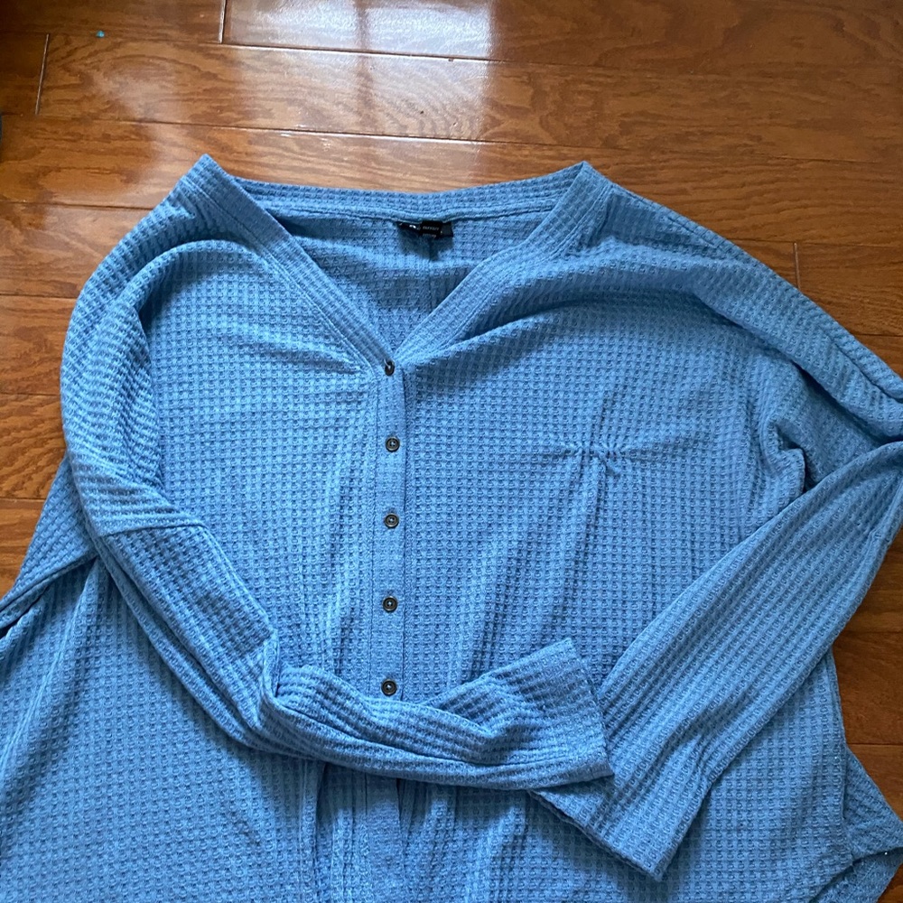 Blue flowy long sleeve